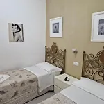 Cecco Penzion 3*