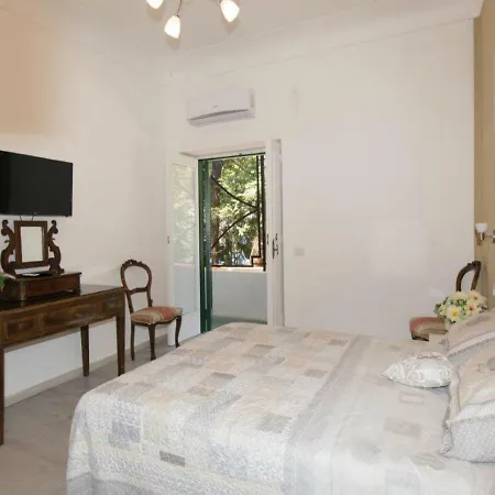 Cecco Guest house *